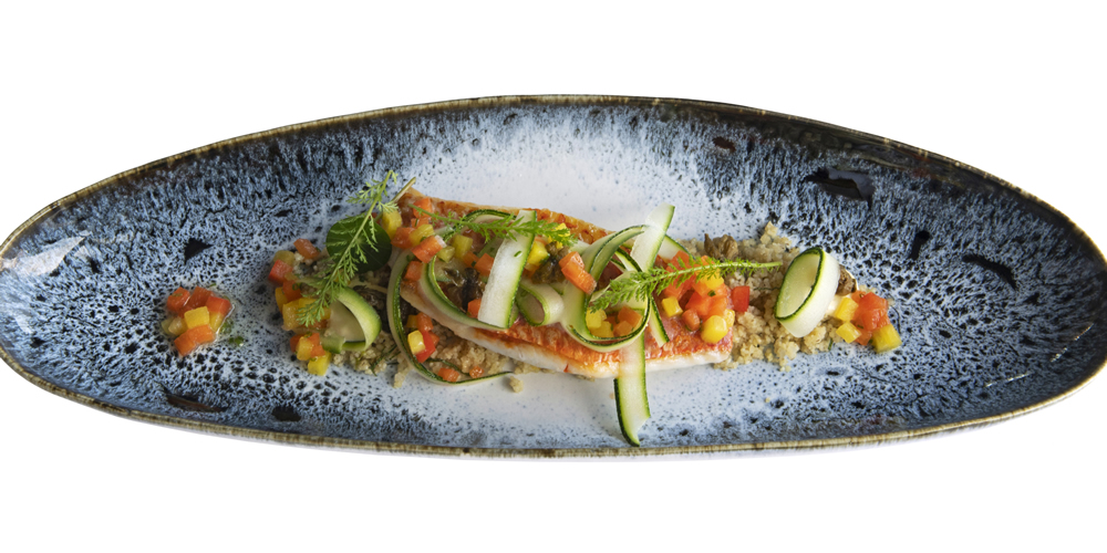 TOKYO design studio Serie Monte Negro