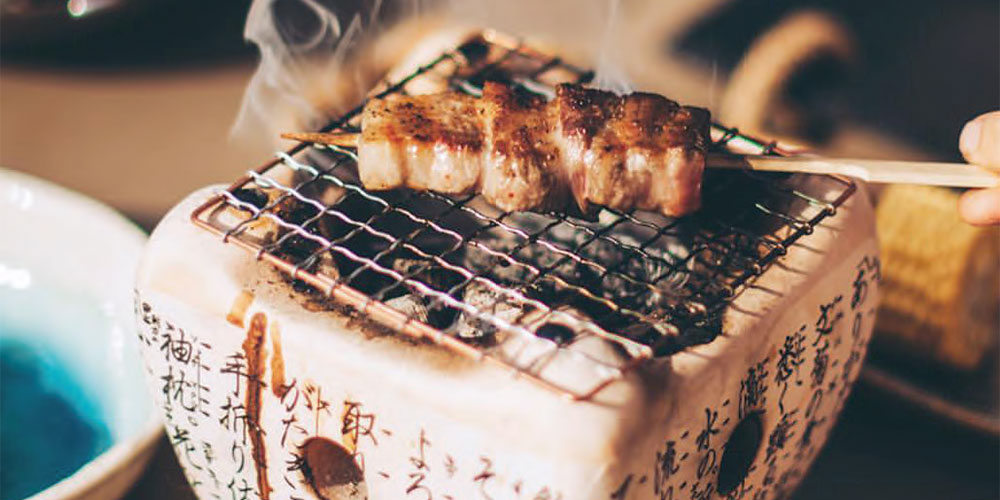 Konrogrill mit Binchotan Kohle von Tokyo Design Studio