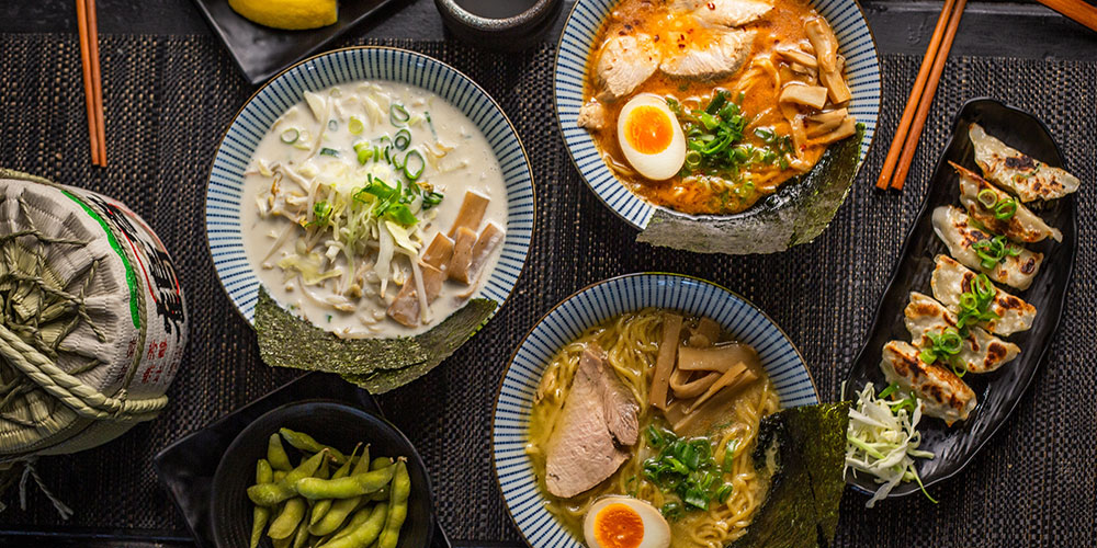 Asiatische Ramen Schale