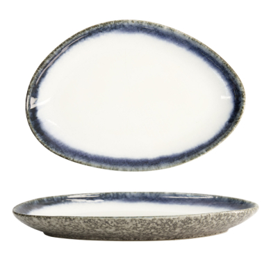 Tajimi Oval Plate at Tokyo Design Studio (picture 1 of 5)