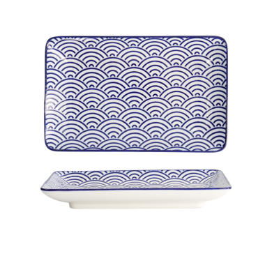 Nippon Blue Sushi Platte bei Tokyo Design Studio (Bild 1 von 6)