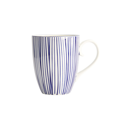 Nippon Blue Tasse bei Tokyo Design Studio (Bild 2 von 6)