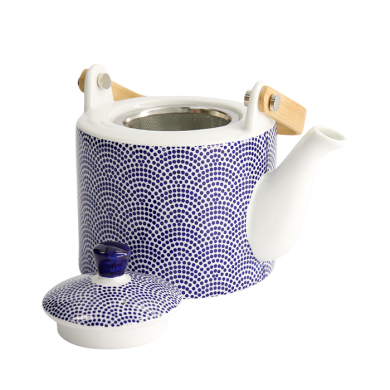 Nippon Blue Teapot at Tokyo Design Studio (picture 2 of 6)