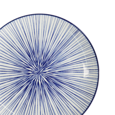 Nippon Blue Teller bei Tokyo Design Studio (Bild 4 von 6)