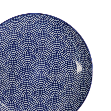 Nippon Blue Teller bei Tokyo Design Studio (Bild 5 von 6)