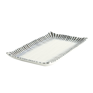 Shin Tokusa Teller bei Tokyo Design Studio (Bild 2 von 7)