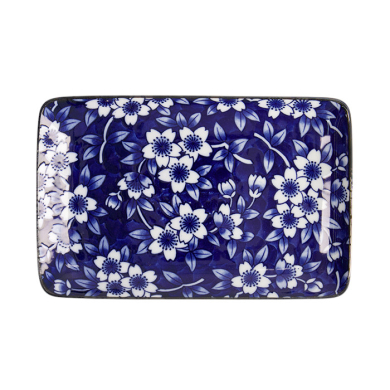 Dami Sakura Teller bei Tokyo Design Studio (Bild 3 von 7)