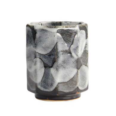 Grau Tetsu Glaze Teebecher bei Tokyo Design Studio (Bild 3 von 6)