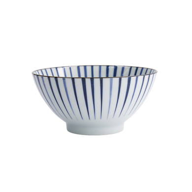 Natsu Tokusa  Schale bei Tokyo Design Studio (Bild 4 von 6)