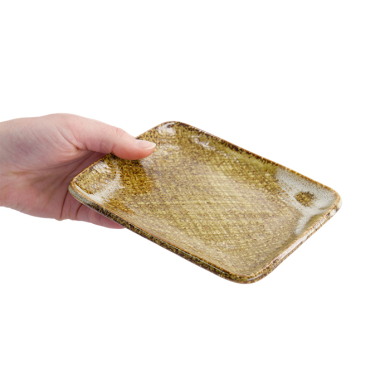 Shared Dining Plate at Tokyo Design Studio (picture 6 of 7)