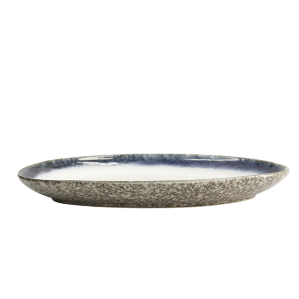 Tajimi Oval Plate at Tokyo Design Studio (picture 4 of 5)