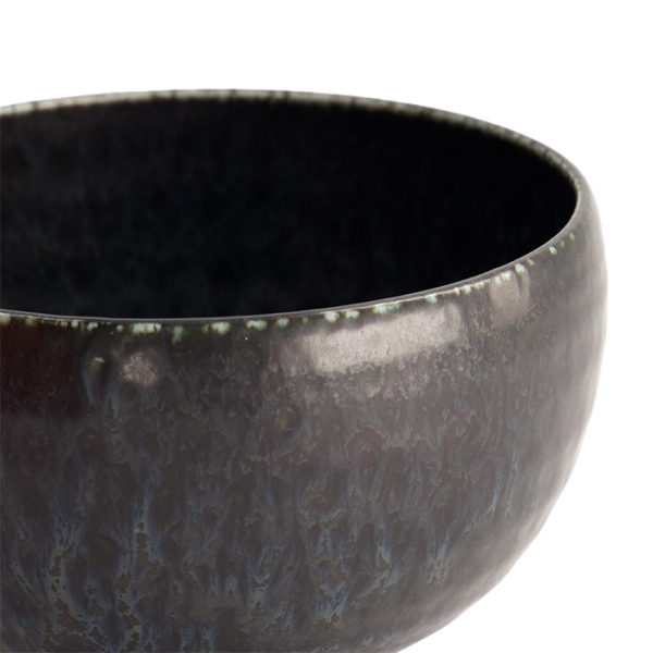 Onyx Noir Schale bei Tokyo Design Studio (Bild 5 von 6)