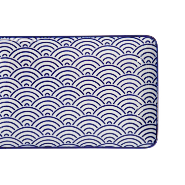 Nippon Blue Sushi Platte bei Tokyo Design Studio (Bild 4 von 6)