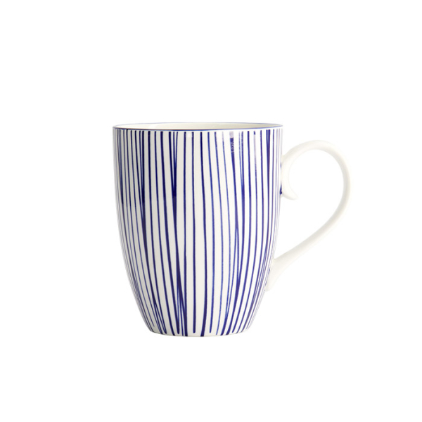 Nippon Blue Tasse bei Tokyo Design Studio (Bild 2 von 6)