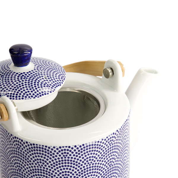Nippon Blue Teapot at Tokyo Design Studio (picture 4 of 6)