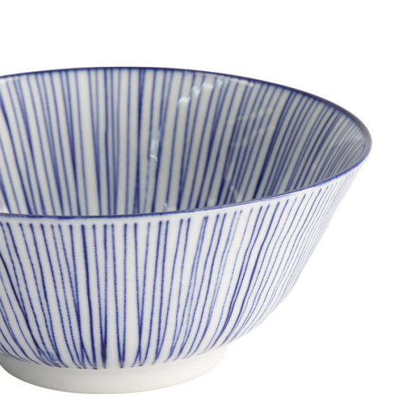 Nippon Blue Tayo-Schale bei Tokyo Design Studio (Bild 5 von 6)