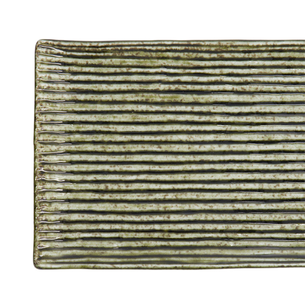 Shared Dining Teller bei Tokyo Design Studio (Bild 5 von 7)