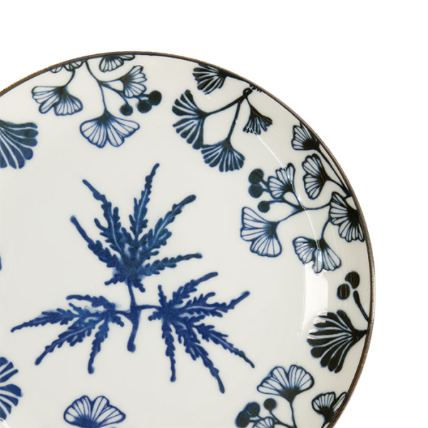 Flora Japonica Plate at Tokyo Design Studio (picture 5 of 6)