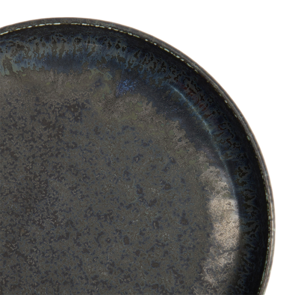 Onyx Noir Plate at Tokyo Design Studio (picture 5 of 6)