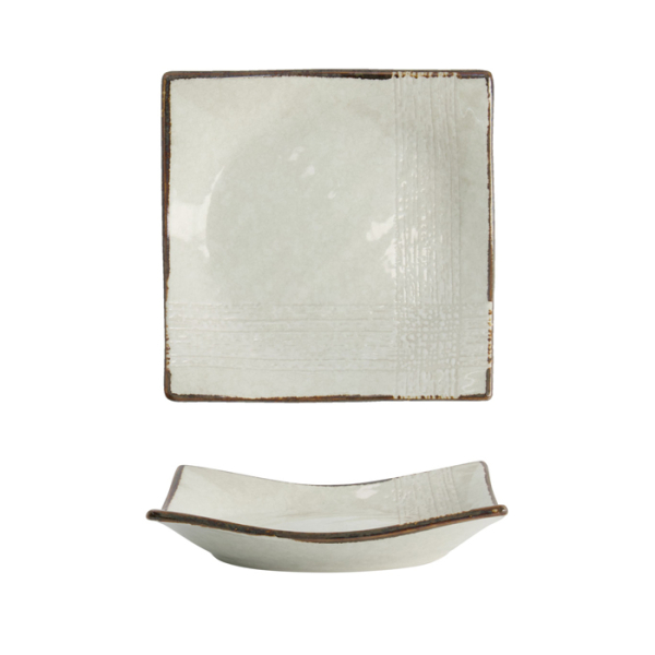 Hime Kobiki Teller bei Tokyo Design Studio (Bild 1 von 5)