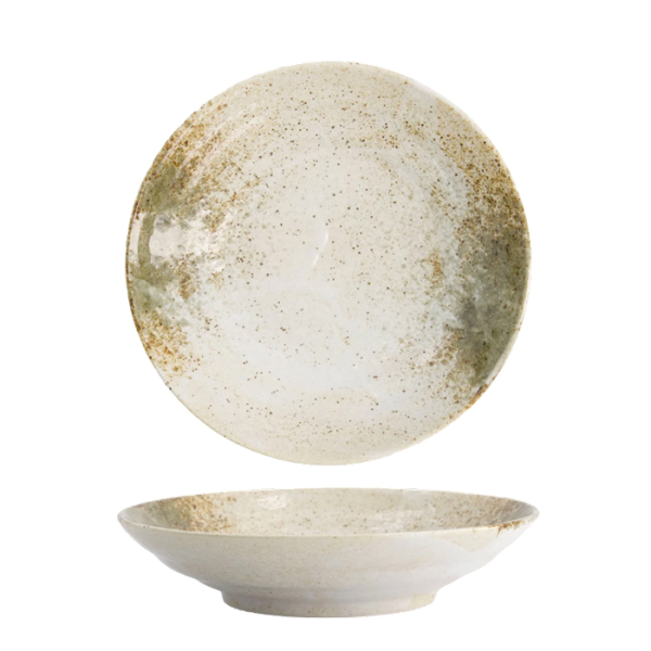 Yukishino Teifer Teller bei Tokyo Design Studio (Bild 1 von 5)