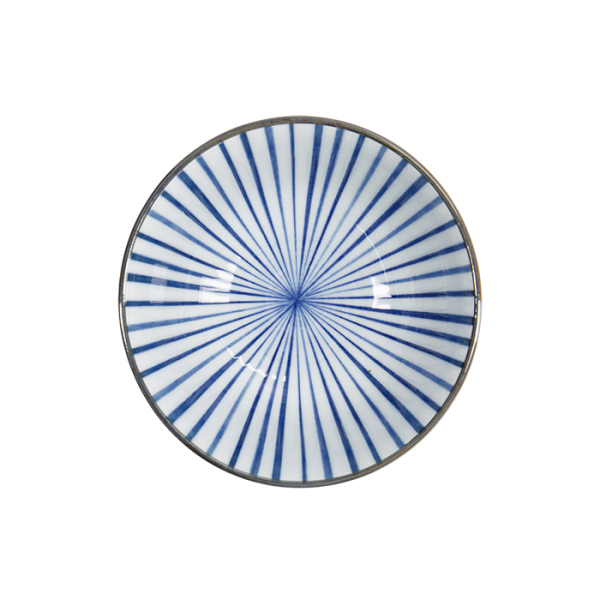 Natsu Tokusa Tayo-Schale bei Tokyo Design Studio (Bild 3 von 6)