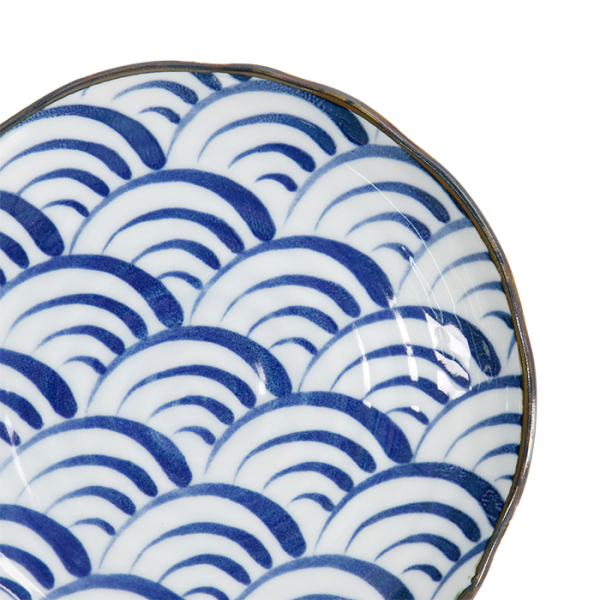 Natsu Nami Plate at Tokyo Design Studio (picture 5 of 6)