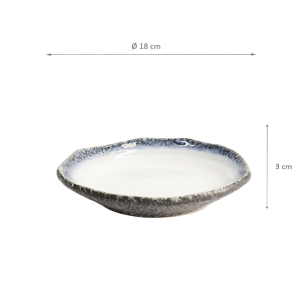 Tajimi Teller bei Tokyo Design Studio (Bild 7 von 7)