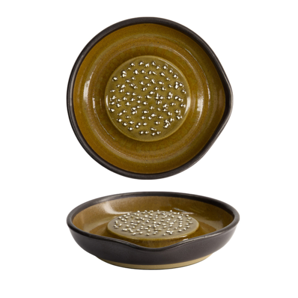 Reibeplatte Motoshige Großes Steingut bei Tokyo Design Studio (Bild 2 von 6)