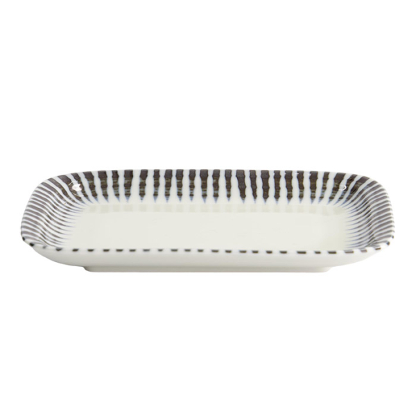 Shin Tokusa Plate at Tokyo Design Studio (picture 2 of 5)