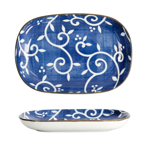 Tokyo Blue Karakusa Oblong Teller bei Tokyo Design Studio (Bild 1 von 6)