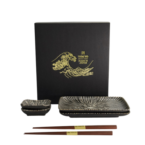 Nippon Black Sushi Set bei Tokyo Design Studio (Bild 1 von 7)