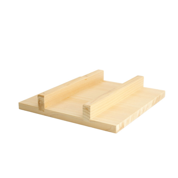 Wooden lid for tamago pan at Tokyo Design Studio (picture 1 of 2)