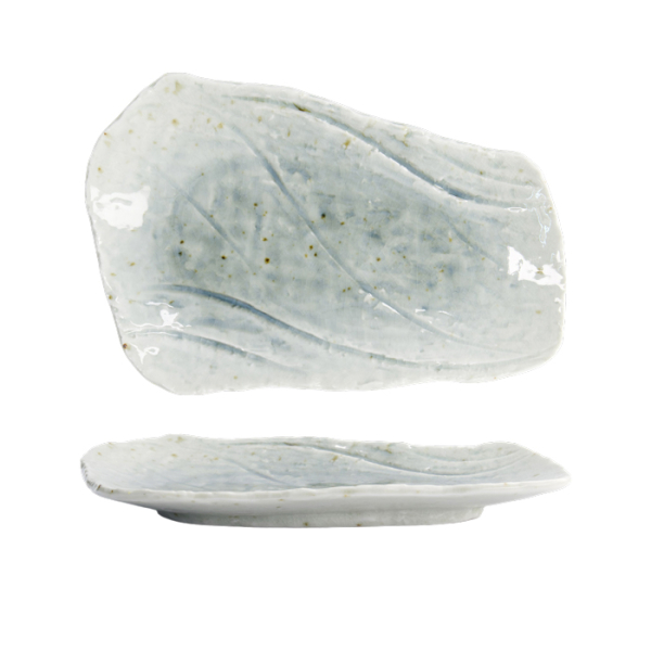 Shared Dining Plate at Tokyo Design Studio (picture 1 of 7)