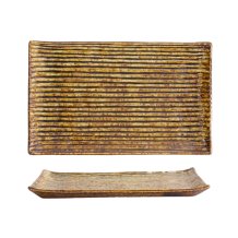 Shared Dining Plate at Tokyo Design Studio (picture 1 of 7)