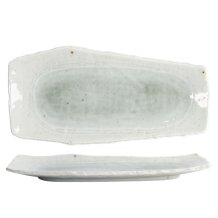 Shared Dining Serving Plate at Tokyo Design Studio (picture 1 of 7)